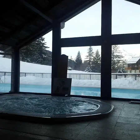Les Alpages 4 Etoiles - 4 Personnes - Piscine, Hammam, Sauna, Jacuzzi - Valcenis 73480 Lägenhet
